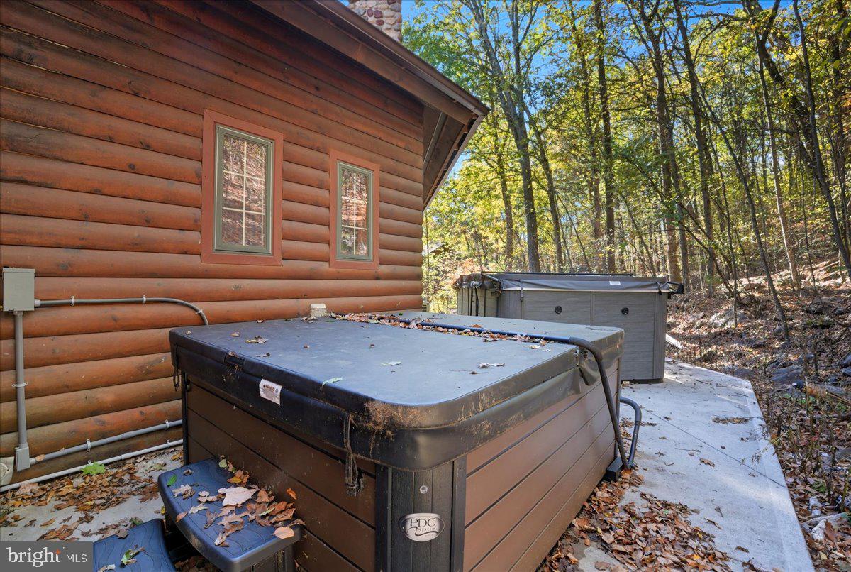 LAKE HAUTO - Residential