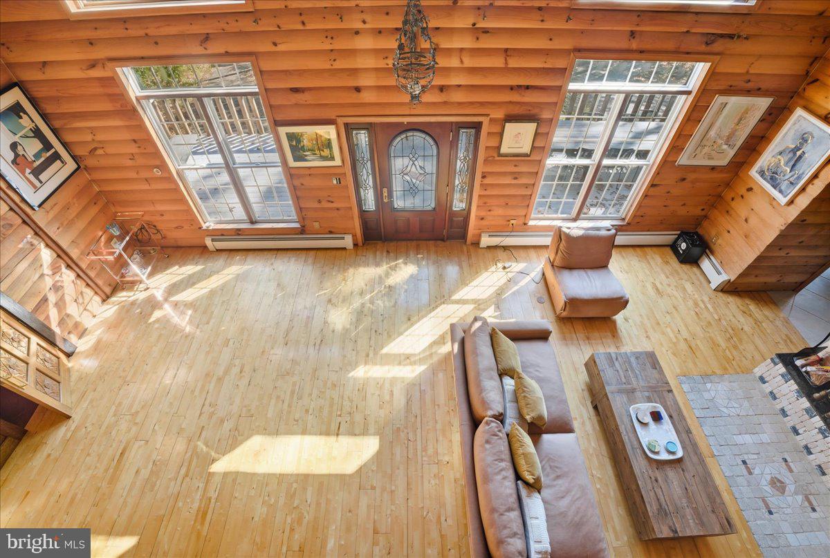 LAKE HAUTO - Residential