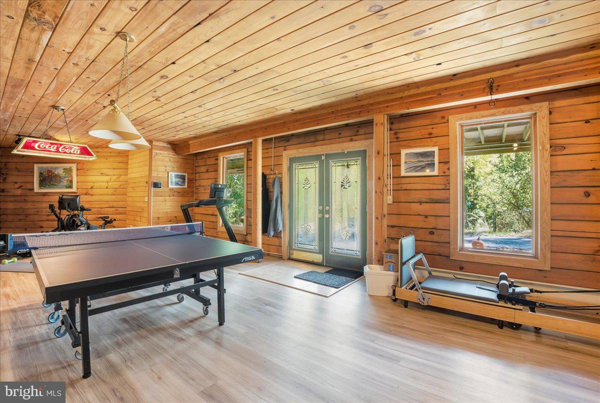 LAKE HAUTO - Residential