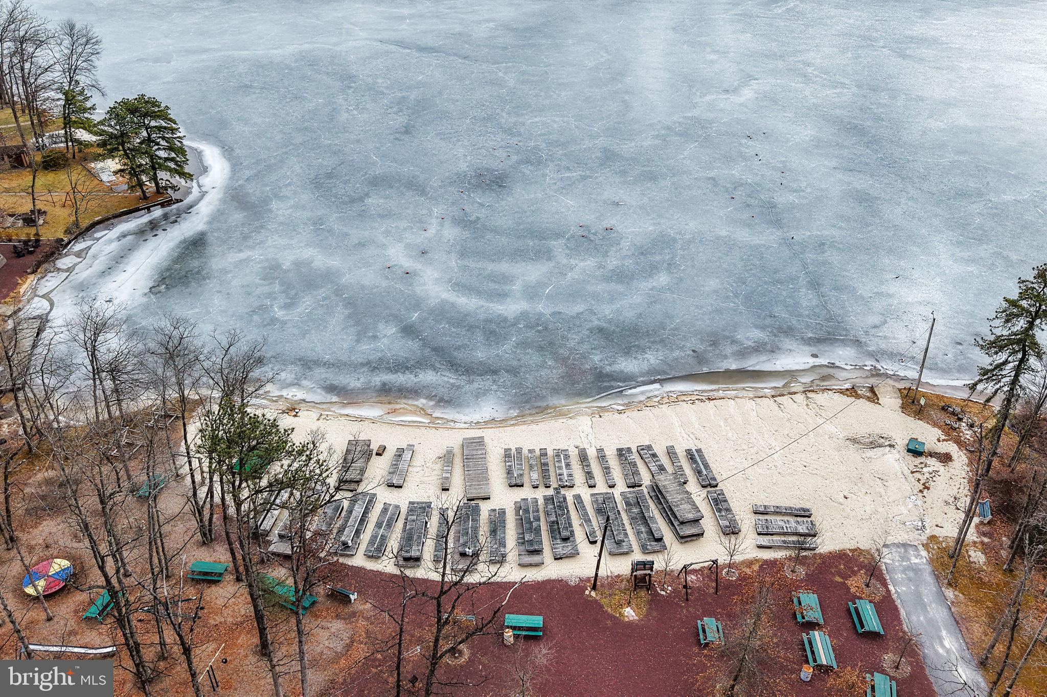 LAKE HAUTO - Residential