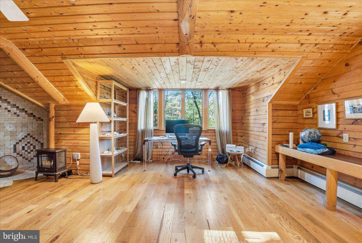 LAKE HAUTO - Residential