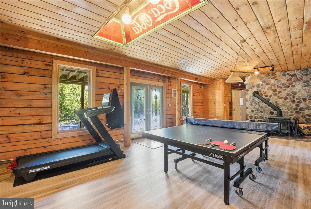 LAKE HAUTO - Residential