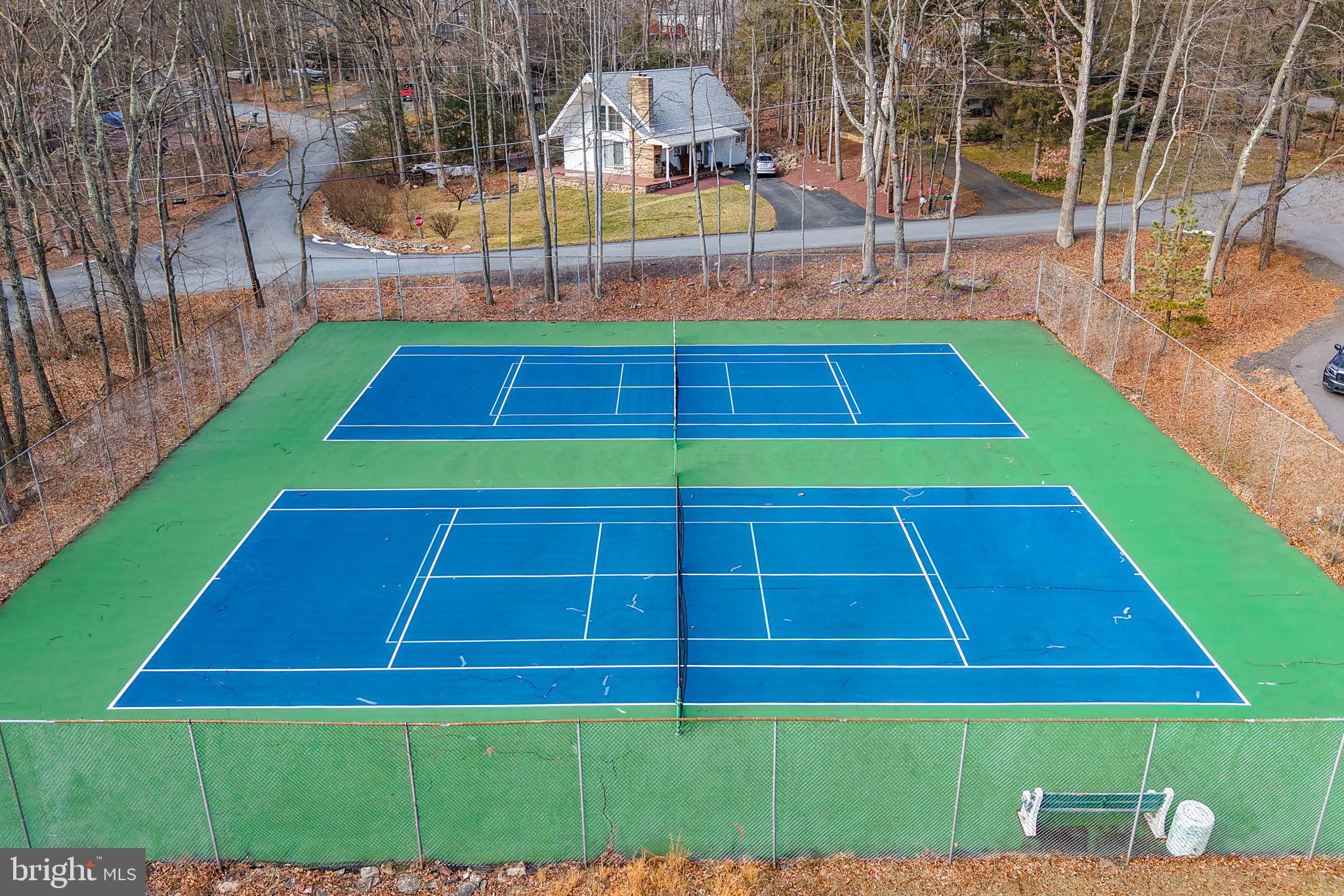 LAKE HAUTO - Residential