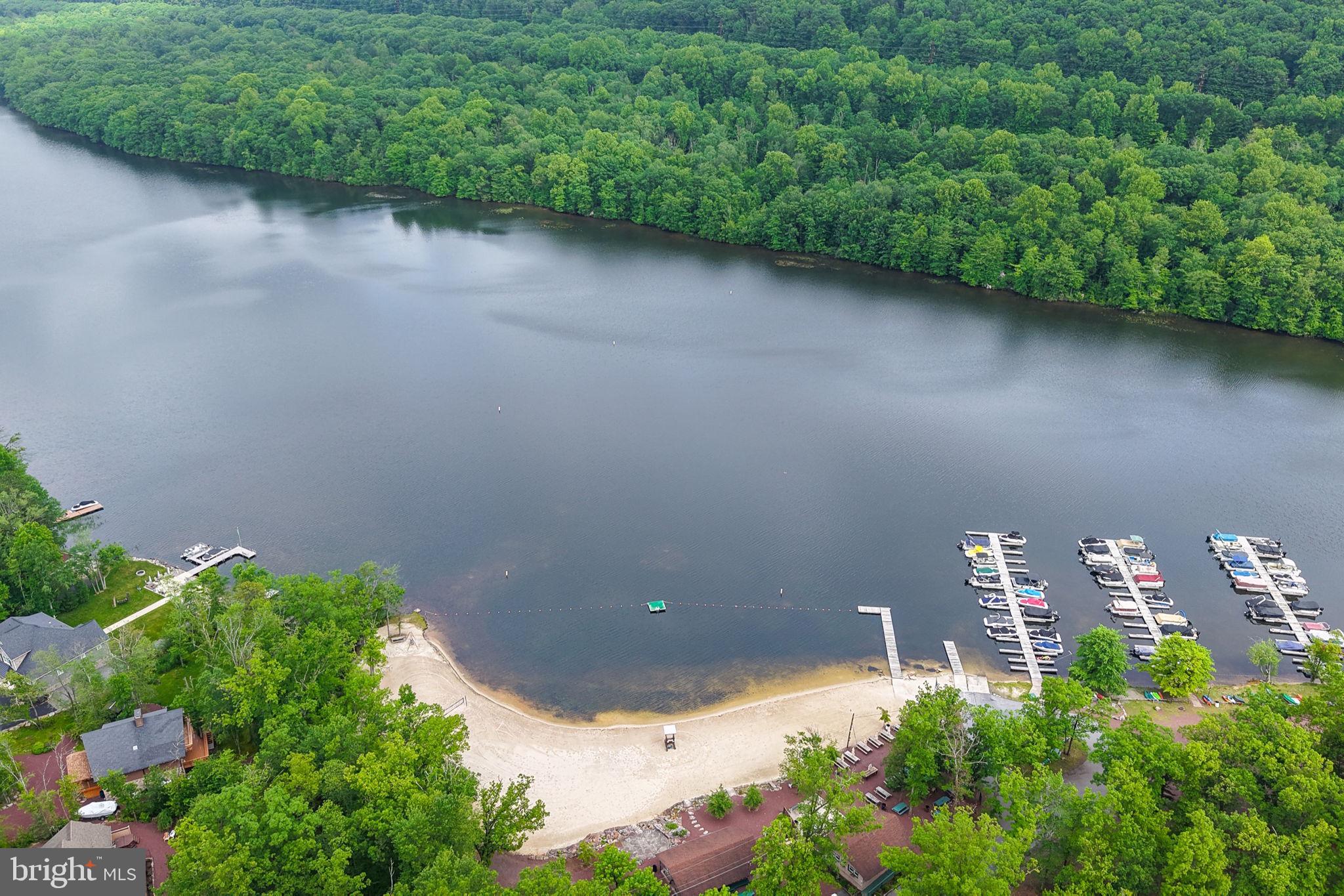 LAKE HAUTO - Residential