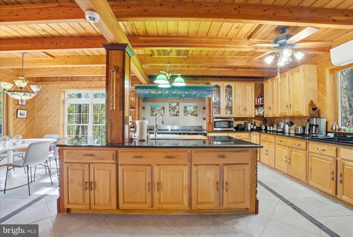 LAKE HAUTO - Residential