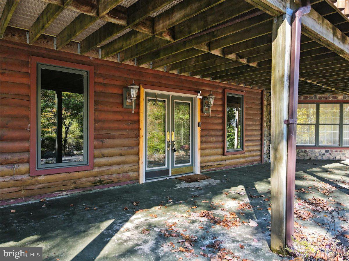 LAKE HAUTO - Residential