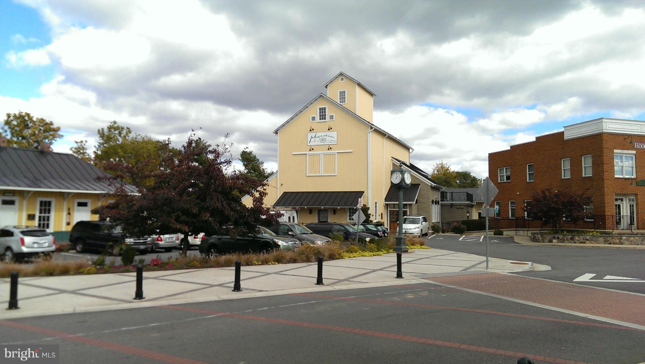 HIRST FARM - Residential