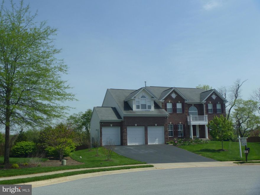 Relocation...6000SqFt HOME ON CULDESAC...3 CAR GARAGE...6 BEDS + 5 BATHS...HUGE FLAT BACKYARD IS FENCED...BACKING TO TREES...MORNING ROOM OFF KITCHEN + SUNROOM OFF FAMILY ROOM...GRANITE...WOOD FLOORS...UPGRADED TILE, CABINETS, LIGHTING, SOUND SYSTEM, ETC...LARGE TREX DECK...PATIO...FINISHED WALKOUT BASEMENT HAS LOTS OF WINDOWS...GREAT SCHOOLS...W&OD TRAIL, HARRIS TEETER & RESTAURANTS...Open Sunday