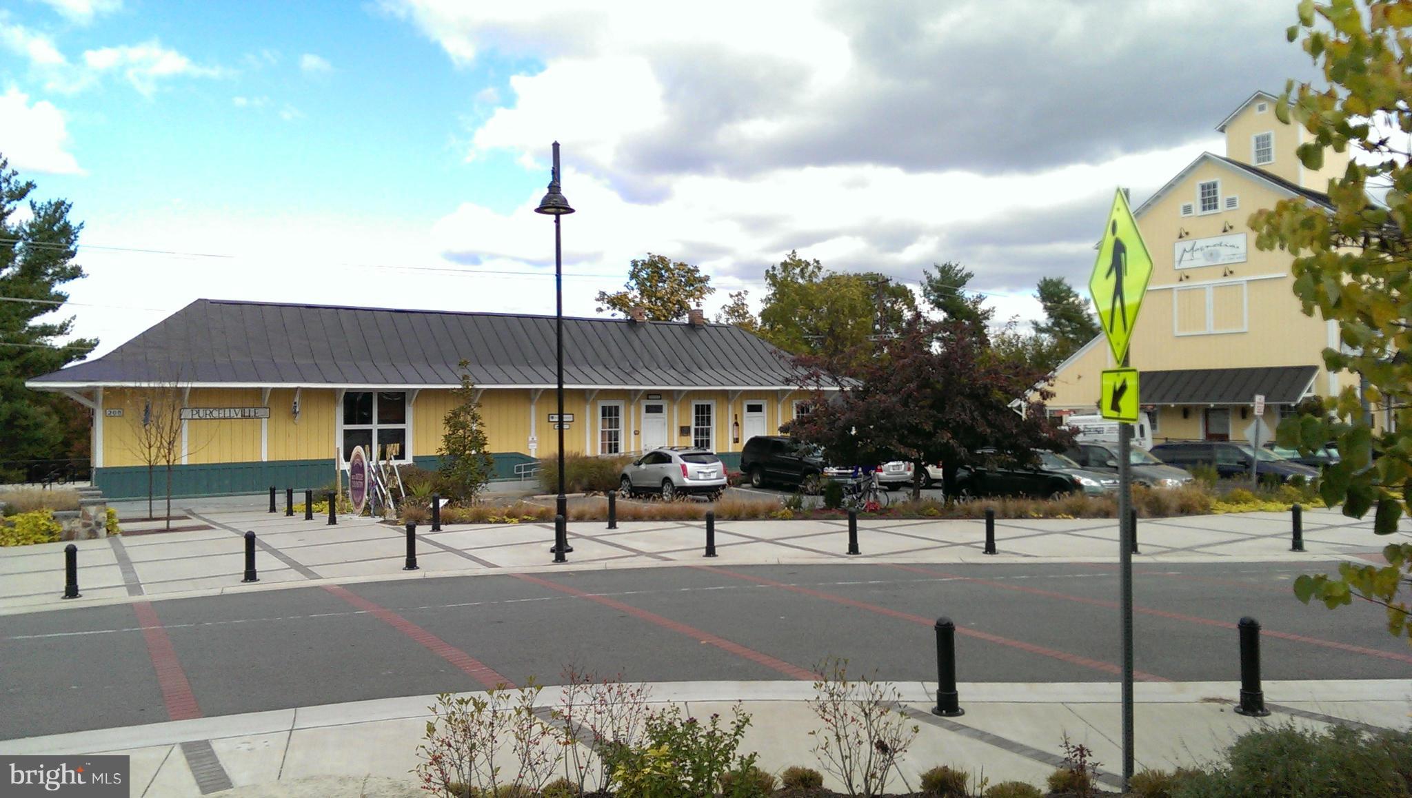 HIRST FARM - Residential