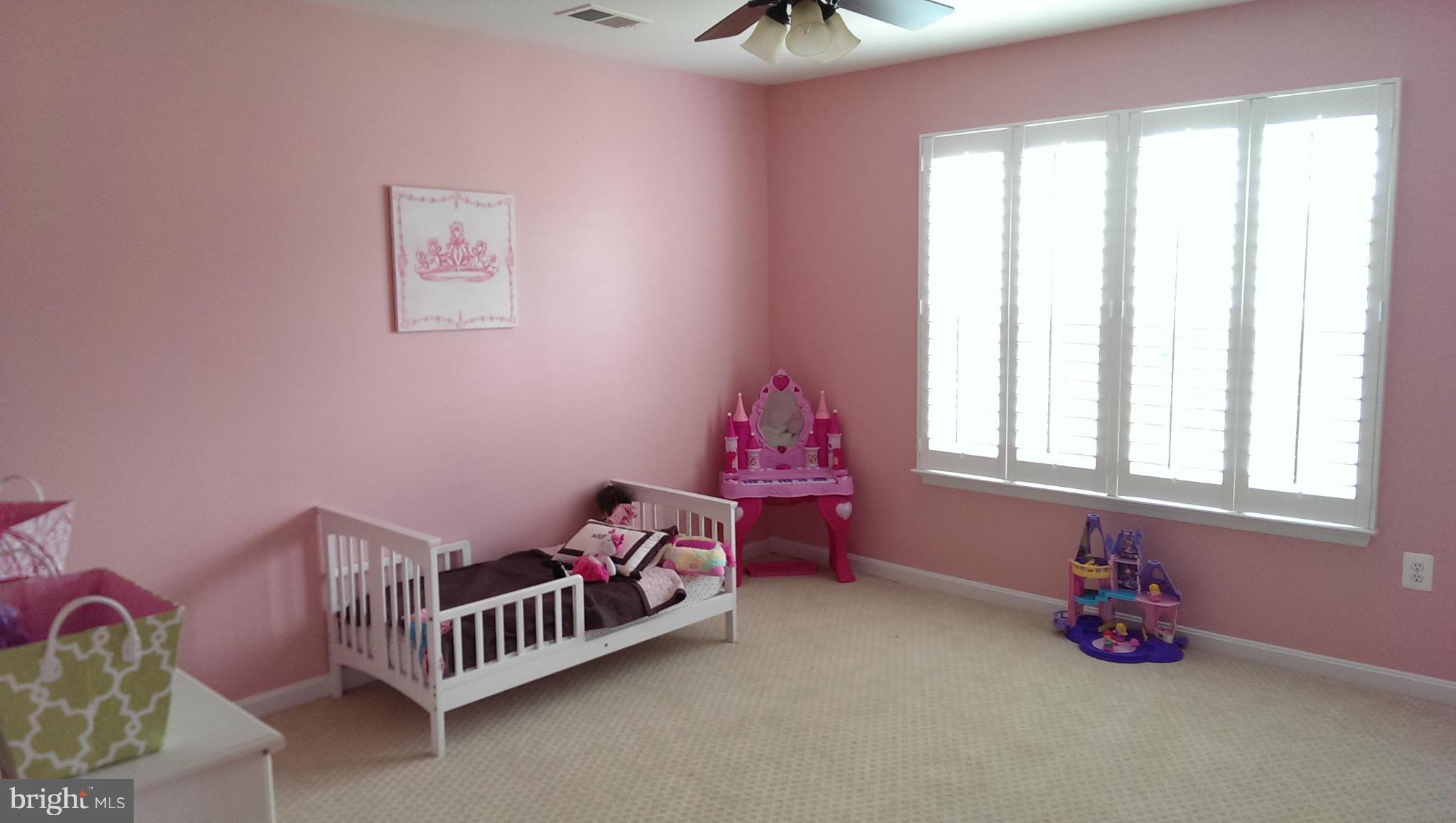 HIRST FARM - Residential