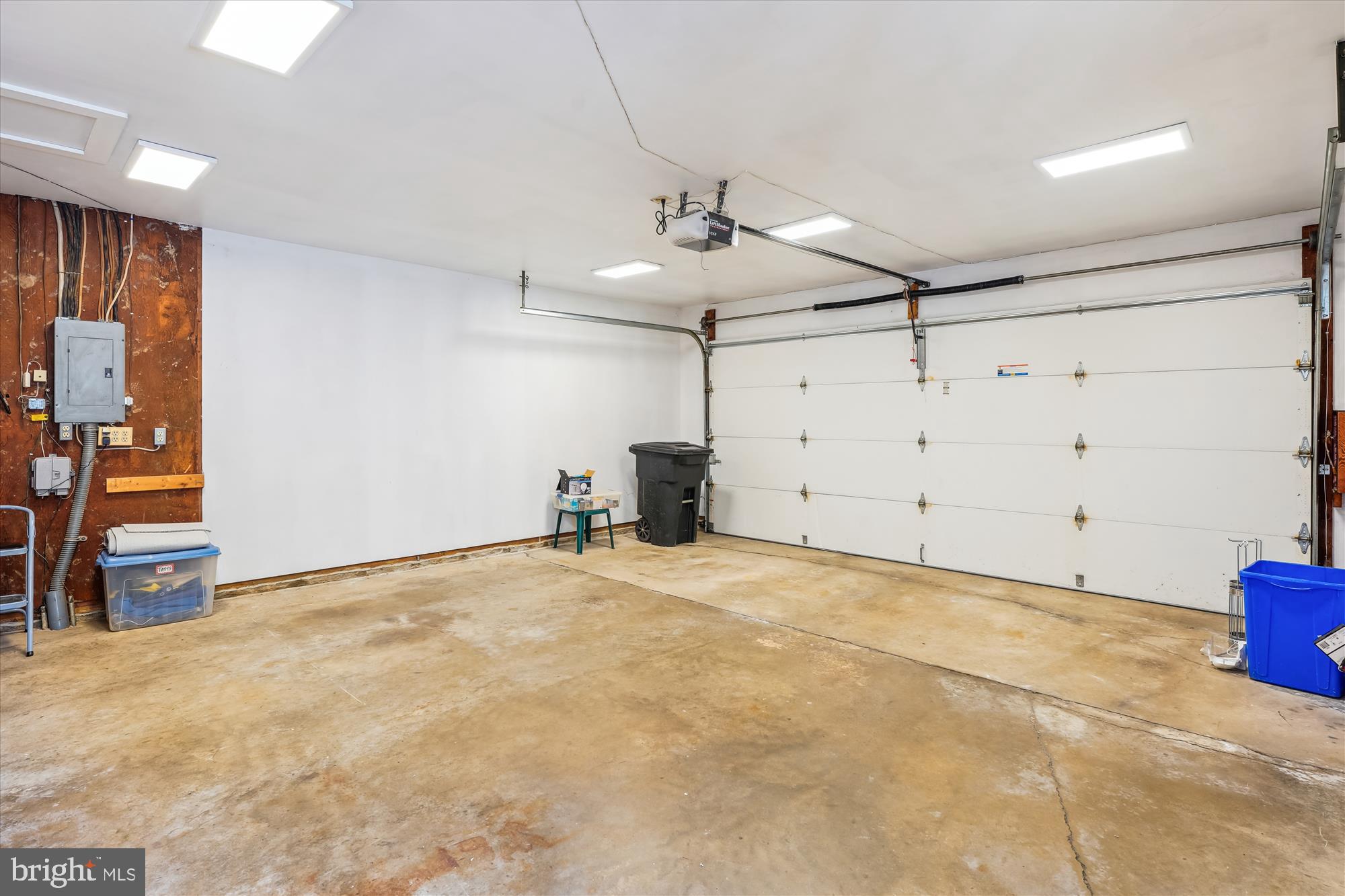 ROSSMOOR MUTUAL #13 - Residential