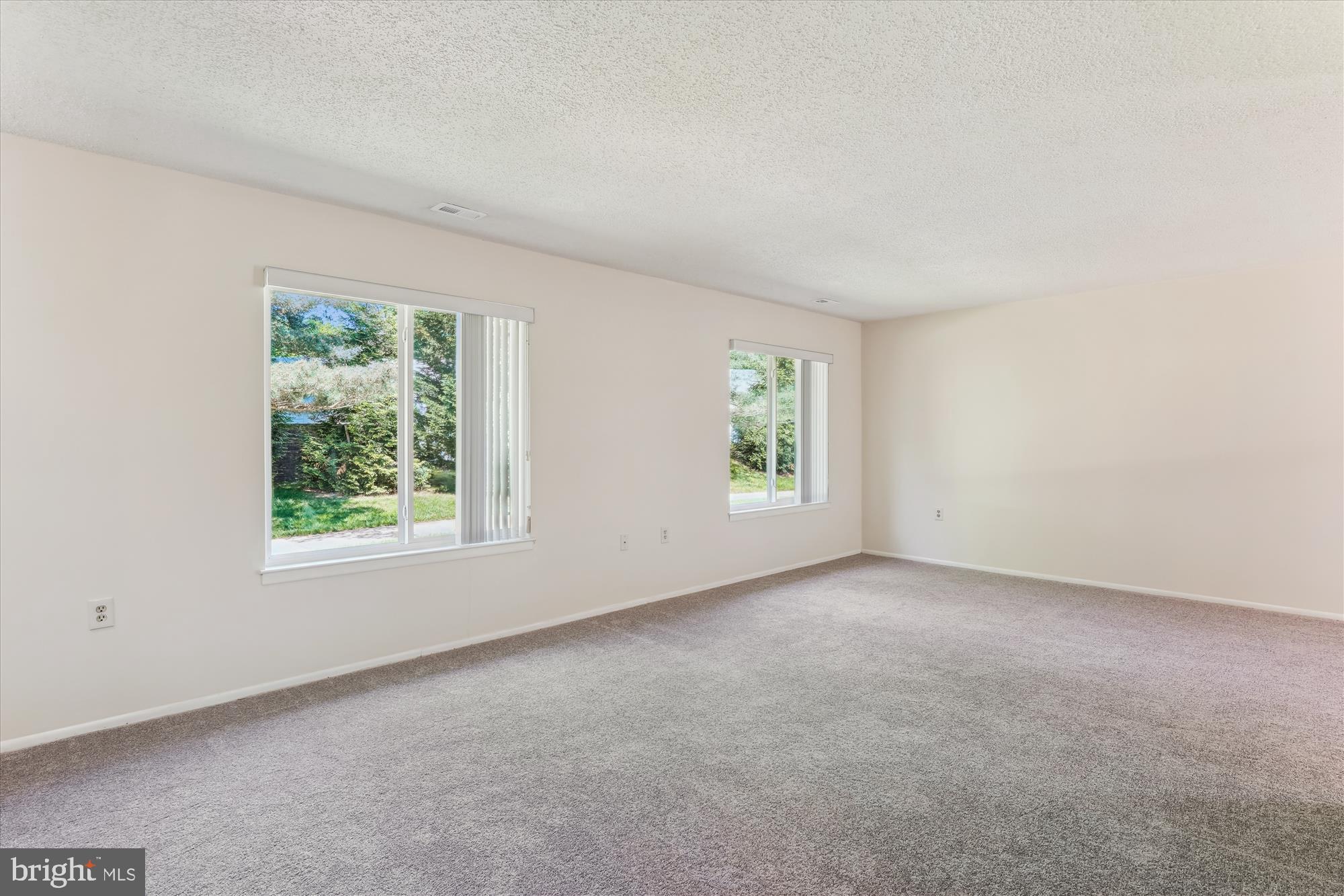 ROSSMOOR MUTUAL #13 - Residential