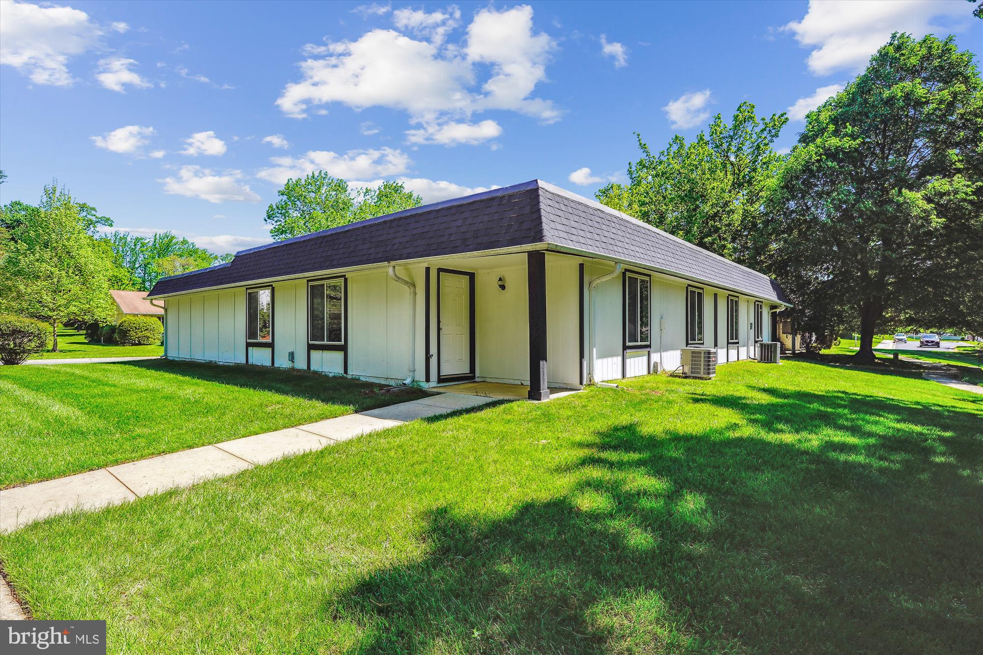 ROSSMOOR MUTUAL #13 - Residential