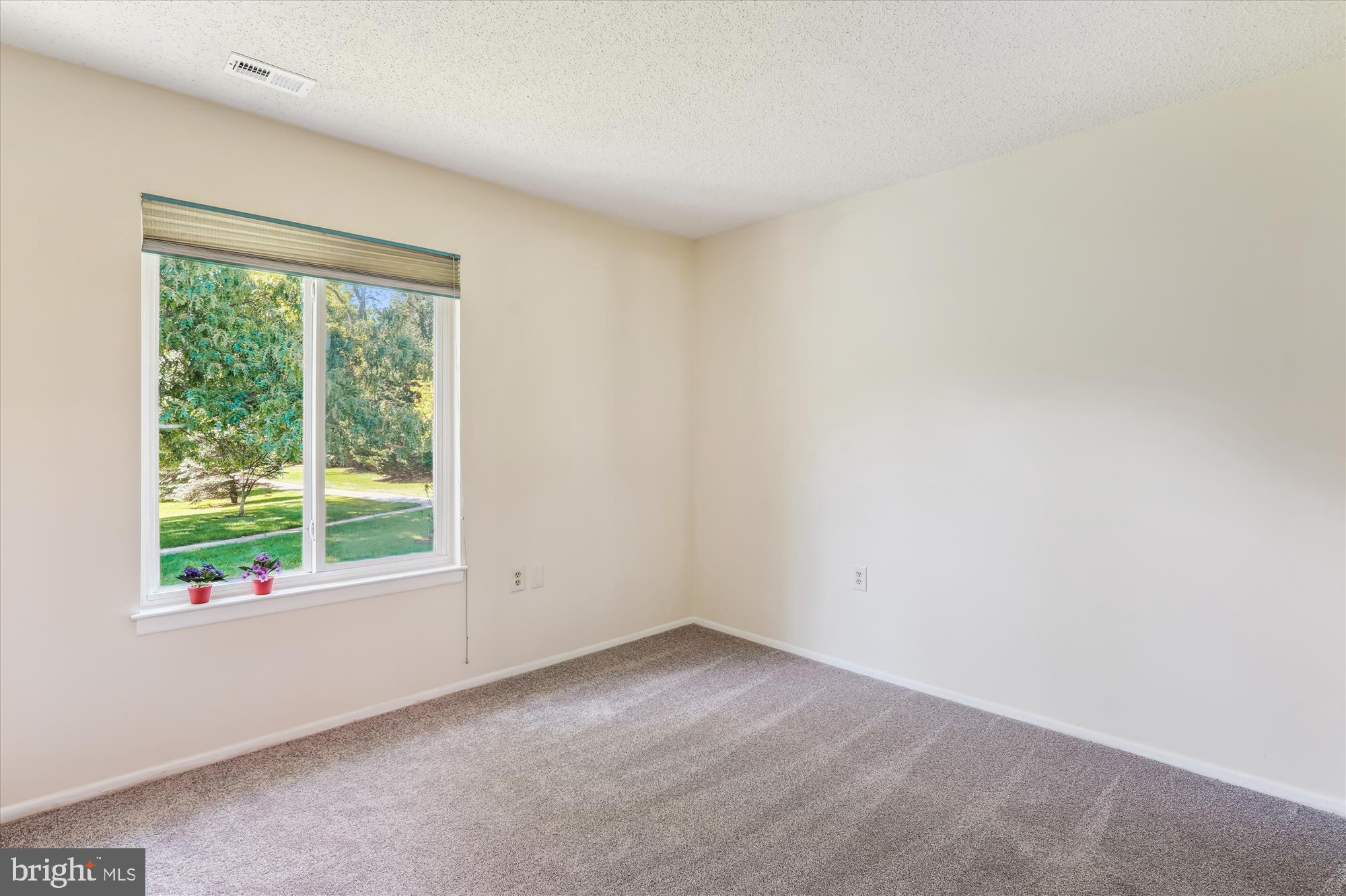 ROSSMOOR MUTUAL #13 - Residential