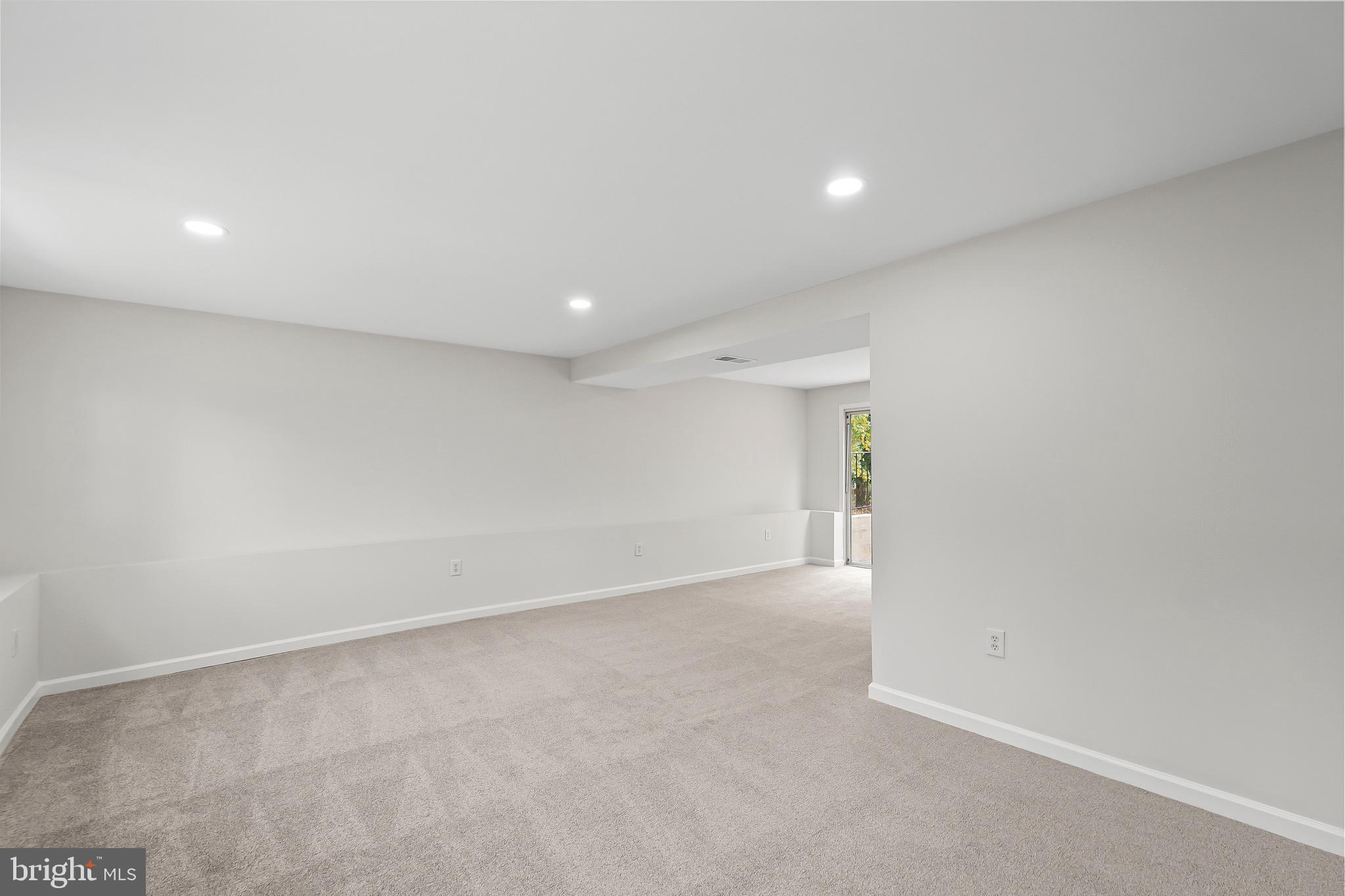 LYNNBROOK SUB - Residential