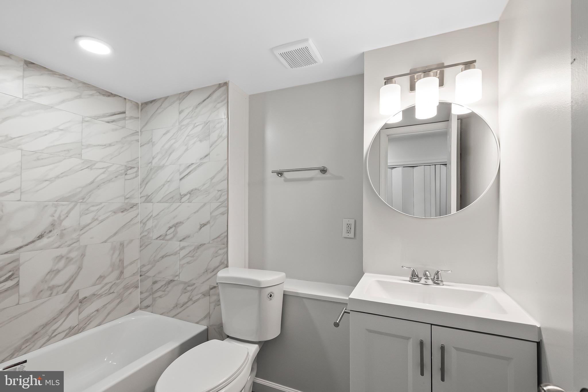 LYNNBROOK SUB - Residential