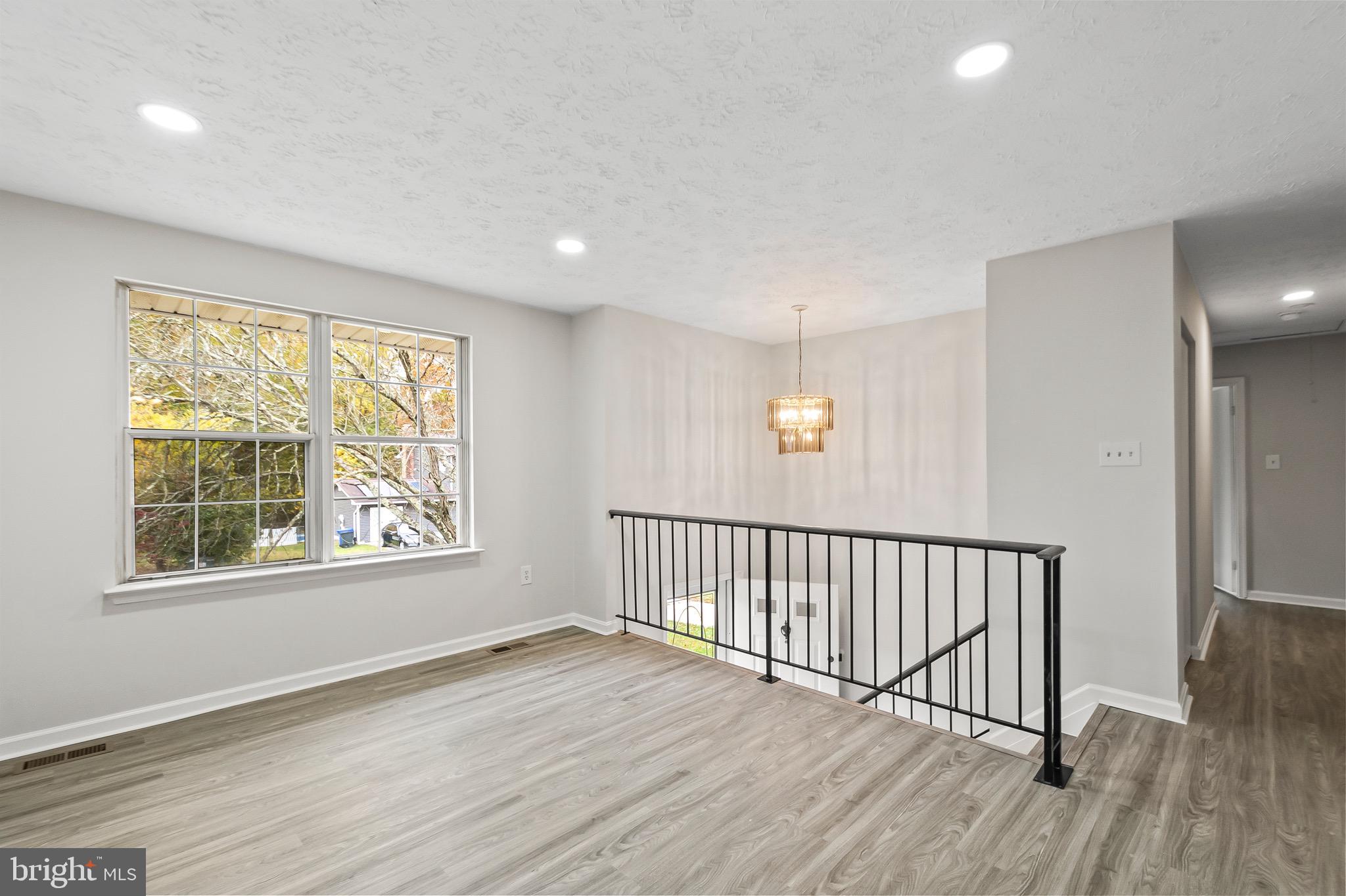 LYNNBROOK SUB - Residential