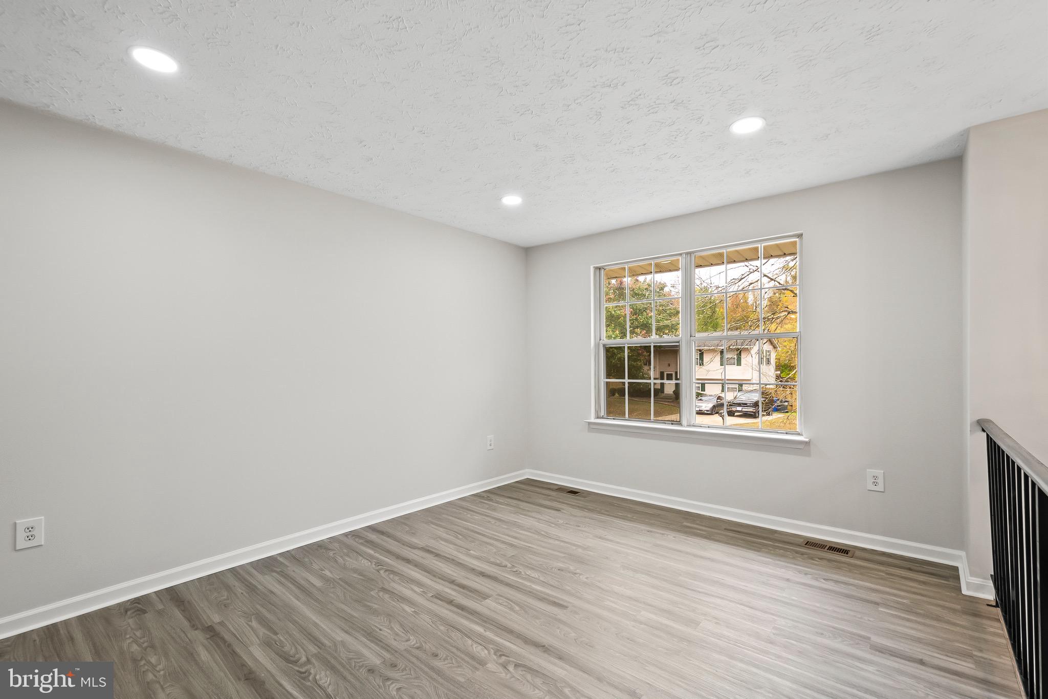 LYNNBROOK SUB - Residential