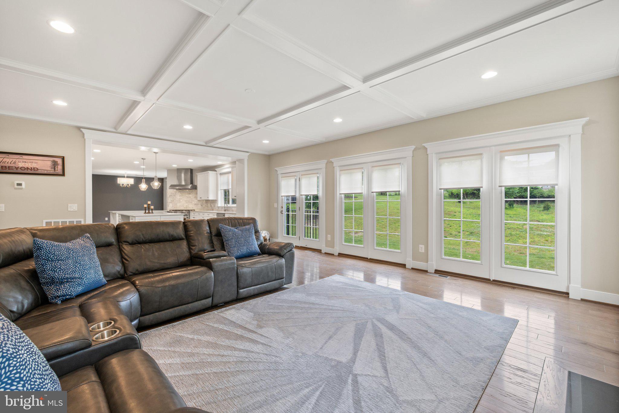 FORESTVILLE - Residential