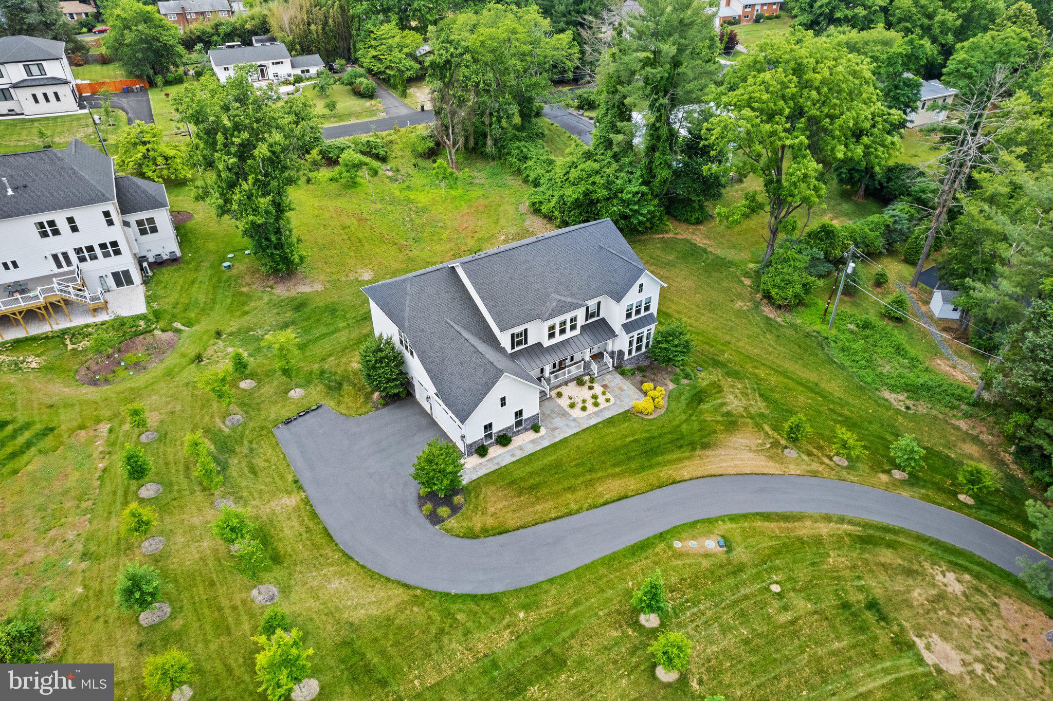 FORESTVILLE - Residential