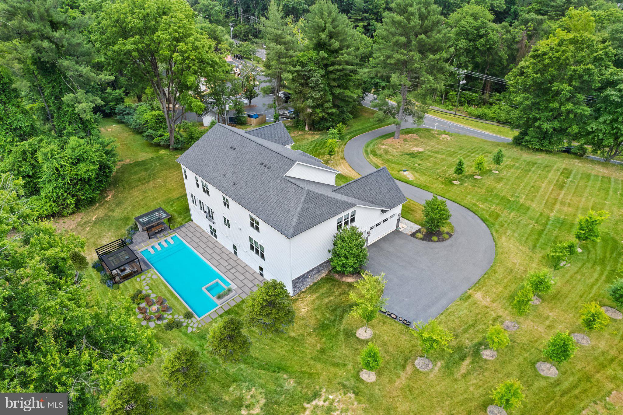 FORESTVILLE - Residential