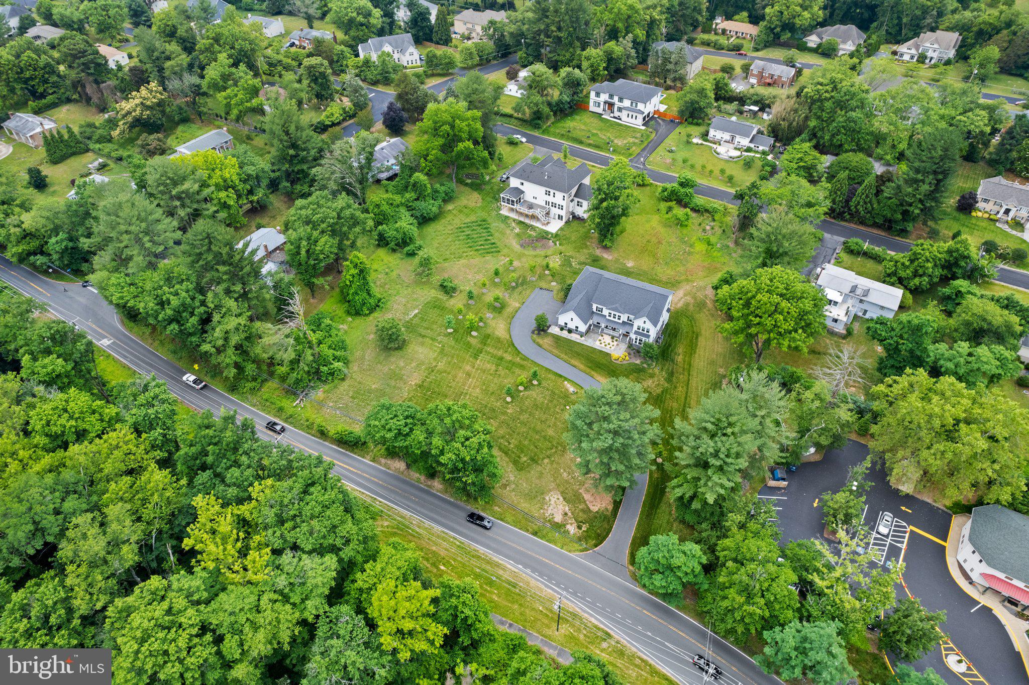 FORESTVILLE - Residential