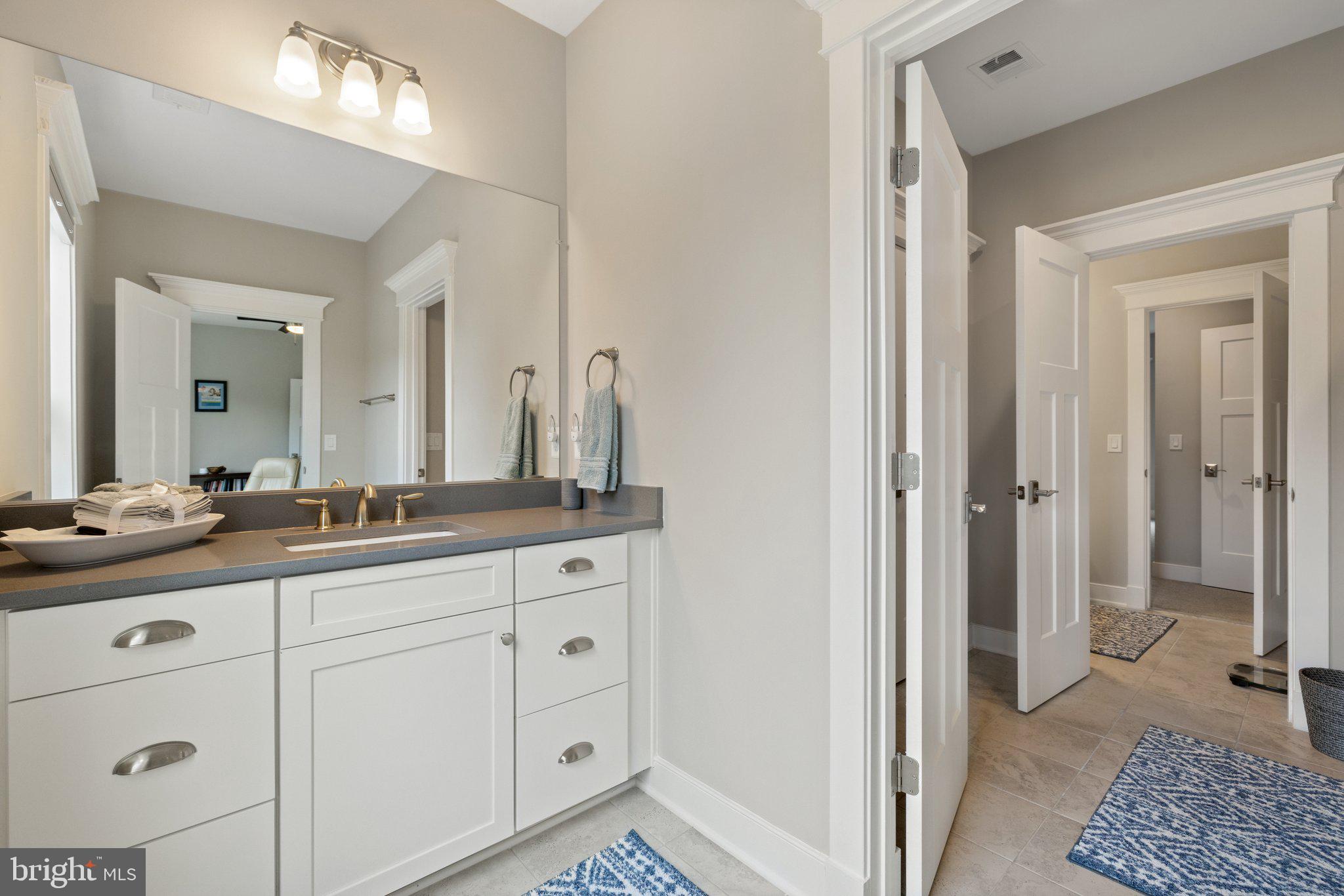 FORESTVILLE - Residential