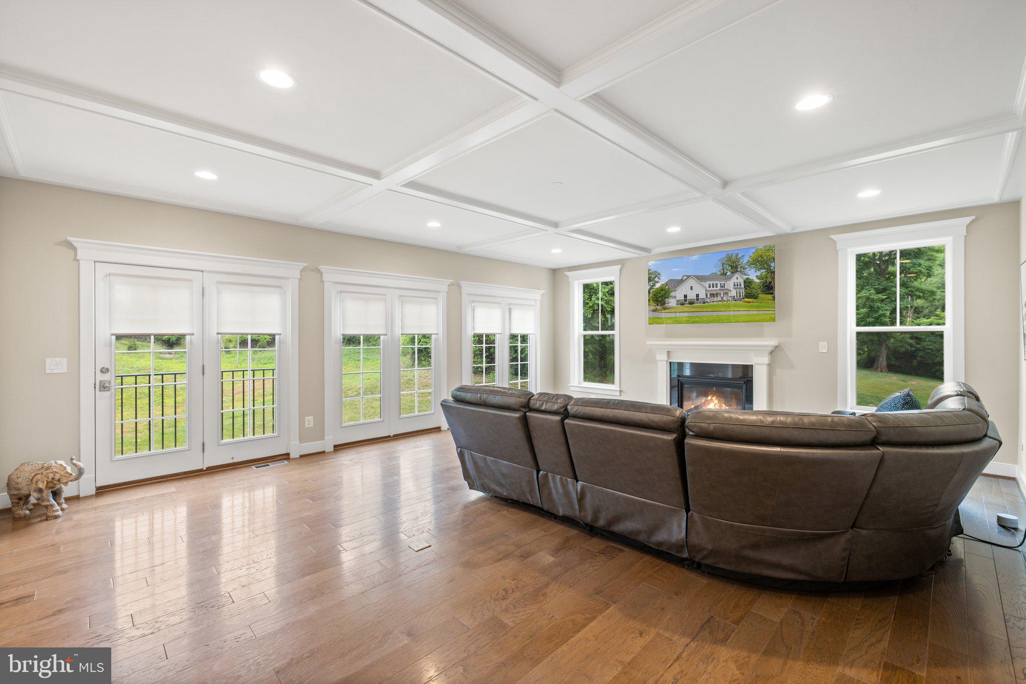 FORESTVILLE - Residential