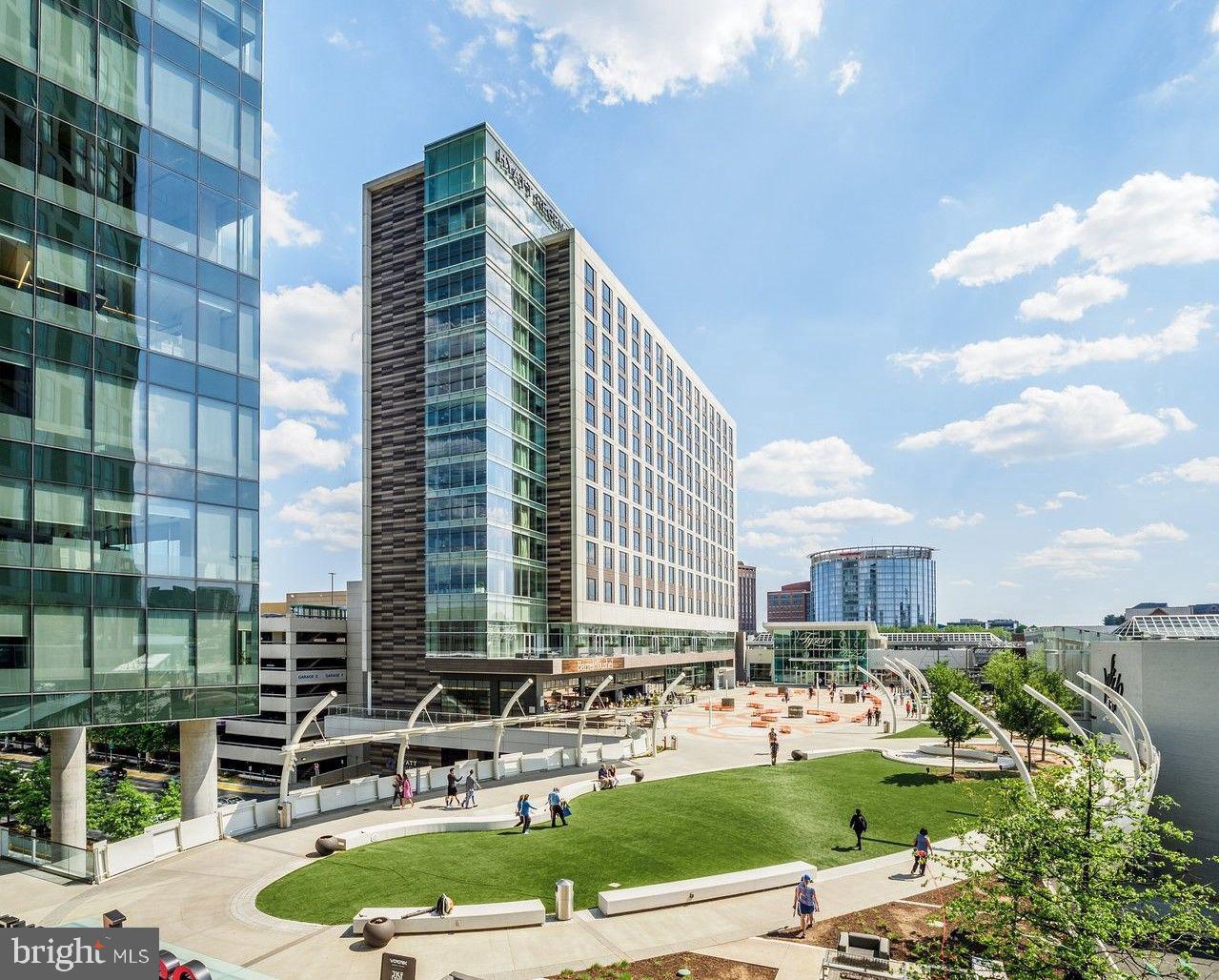 FORESTVILLE - Residential