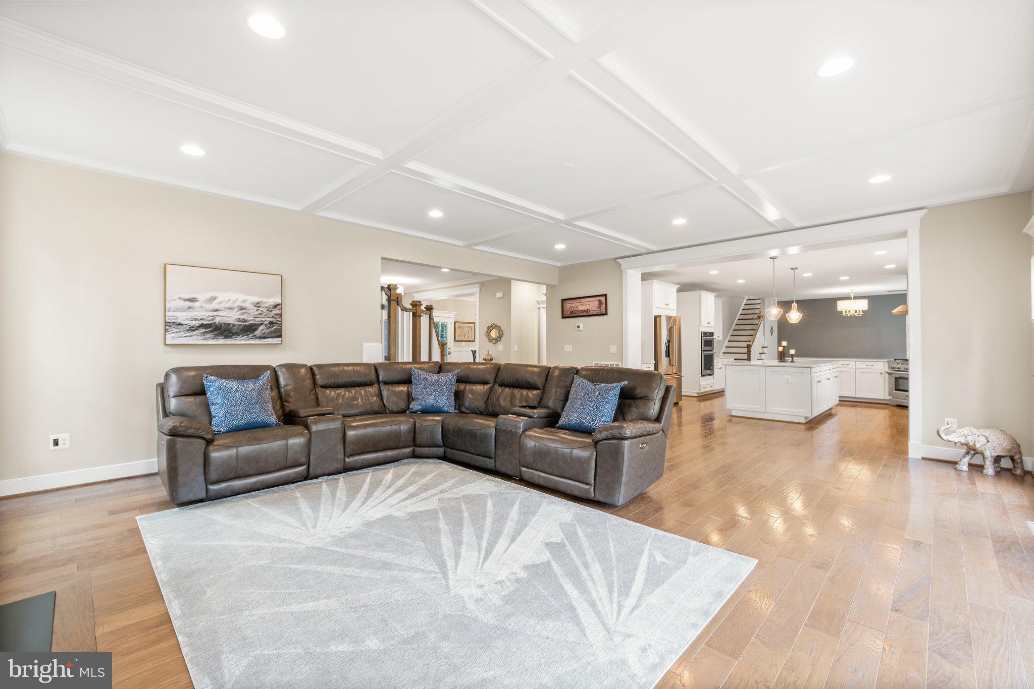 FORESTVILLE - Residential