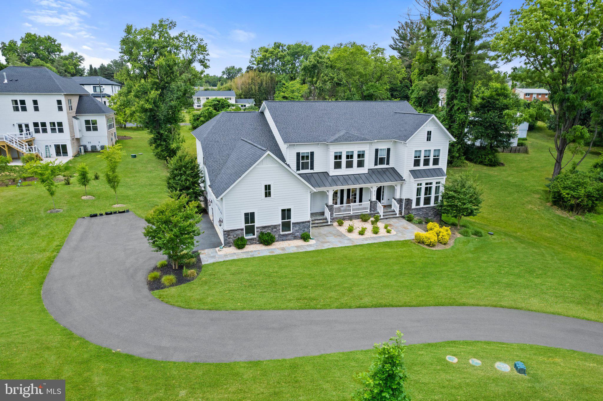 FORESTVILLE - Residential