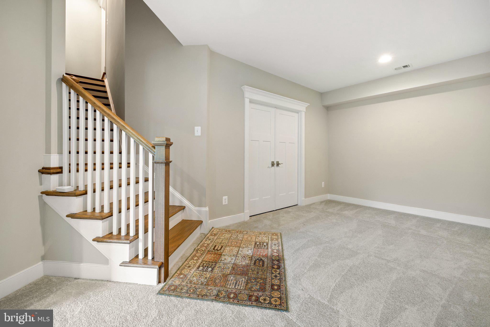 FORESTVILLE - Residential