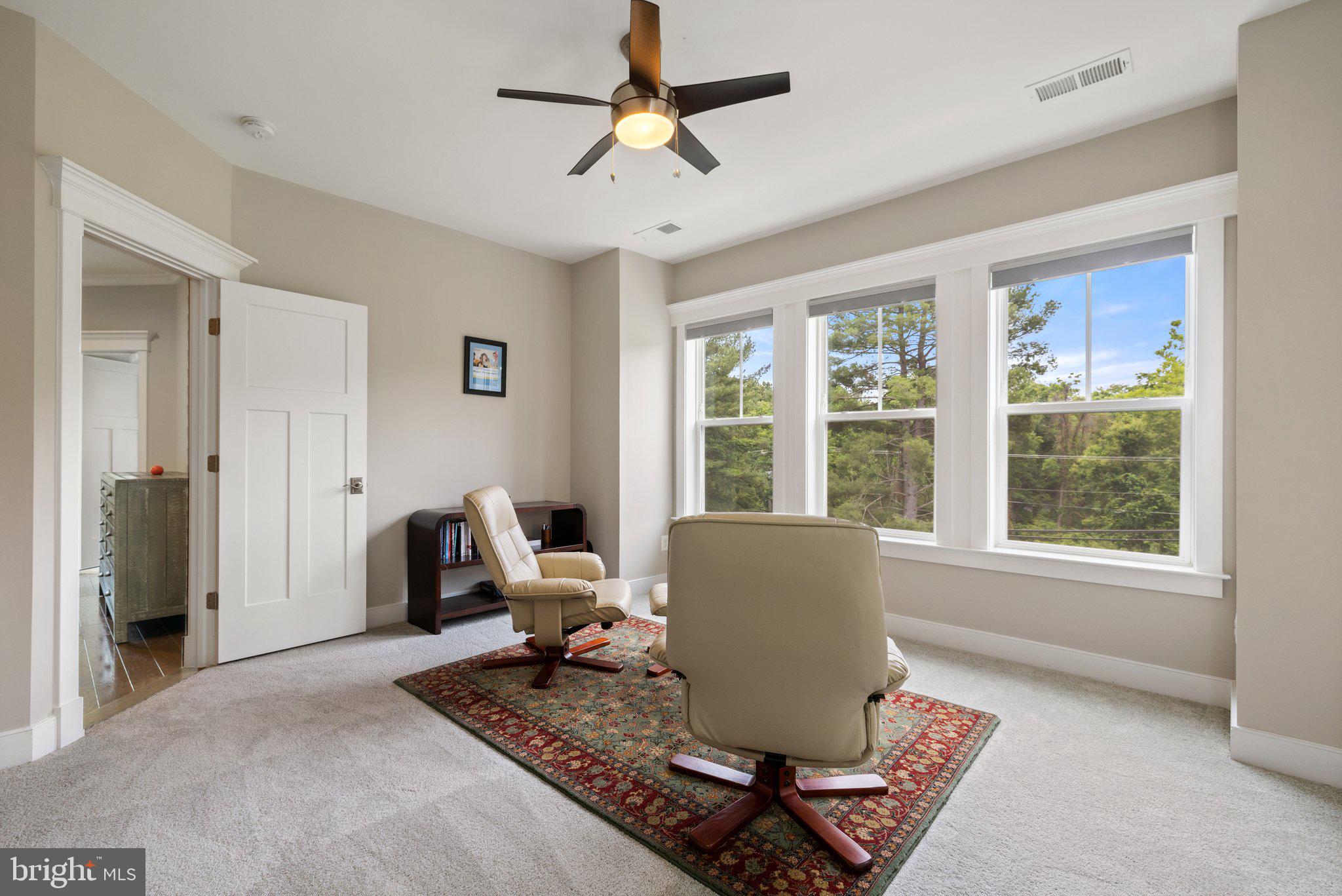 FORESTVILLE - Residential