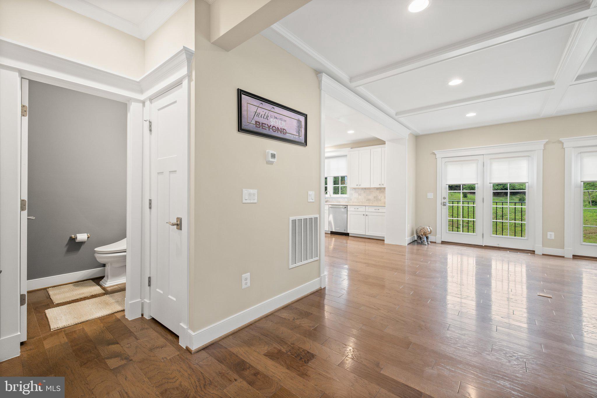 FORESTVILLE - Residential