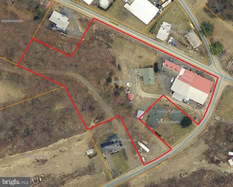 794 S 4TH STREET NEWPORT PA 17074