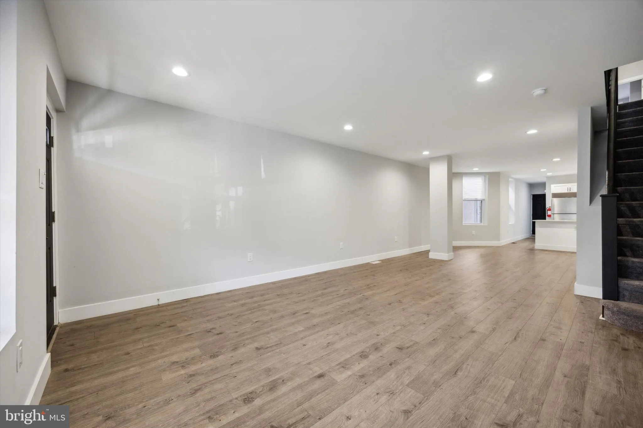 Philadelphia, Pennsylvania 19143, United States, 4 Bedrooms Bedrooms, ,2 BathroomsBathrooms,Residential,Contingent,36179