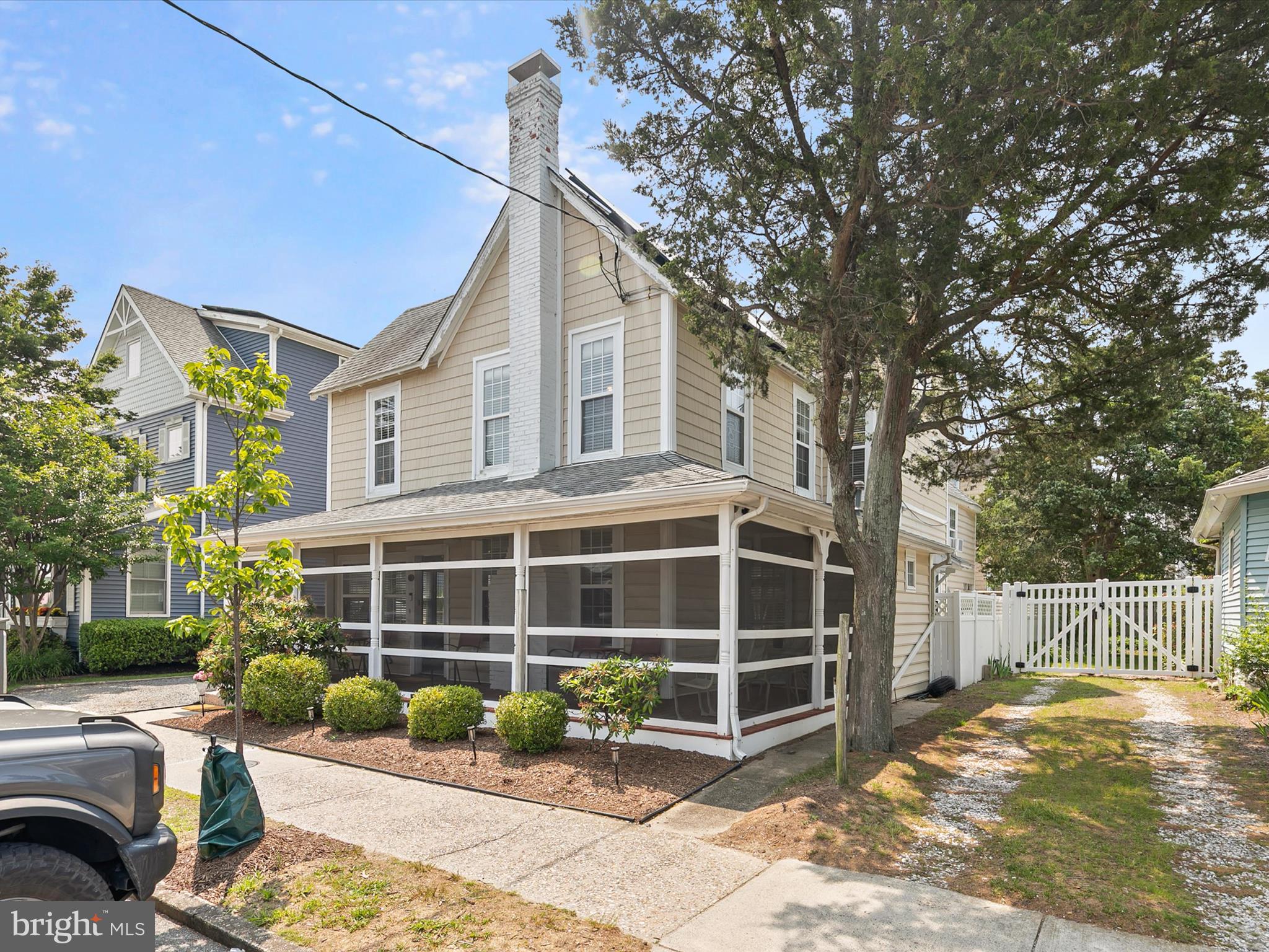 16 DELAWARE AVENUE