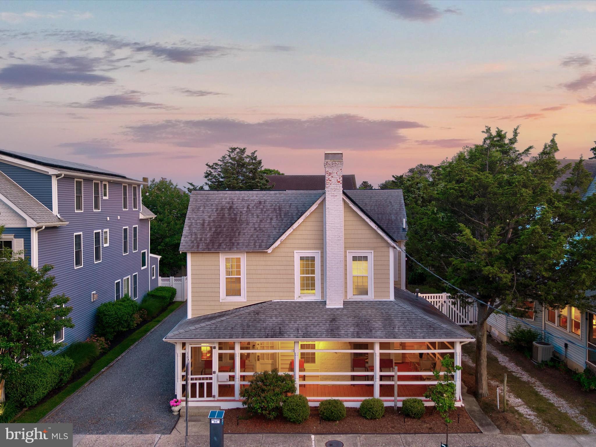16 DELAWARE AVENUE