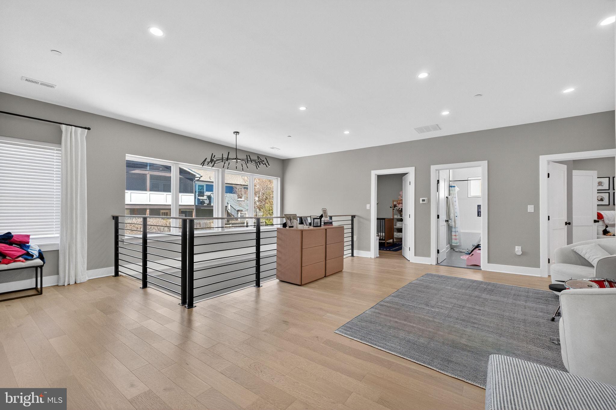 PINEHURST VILLAGE - Residential