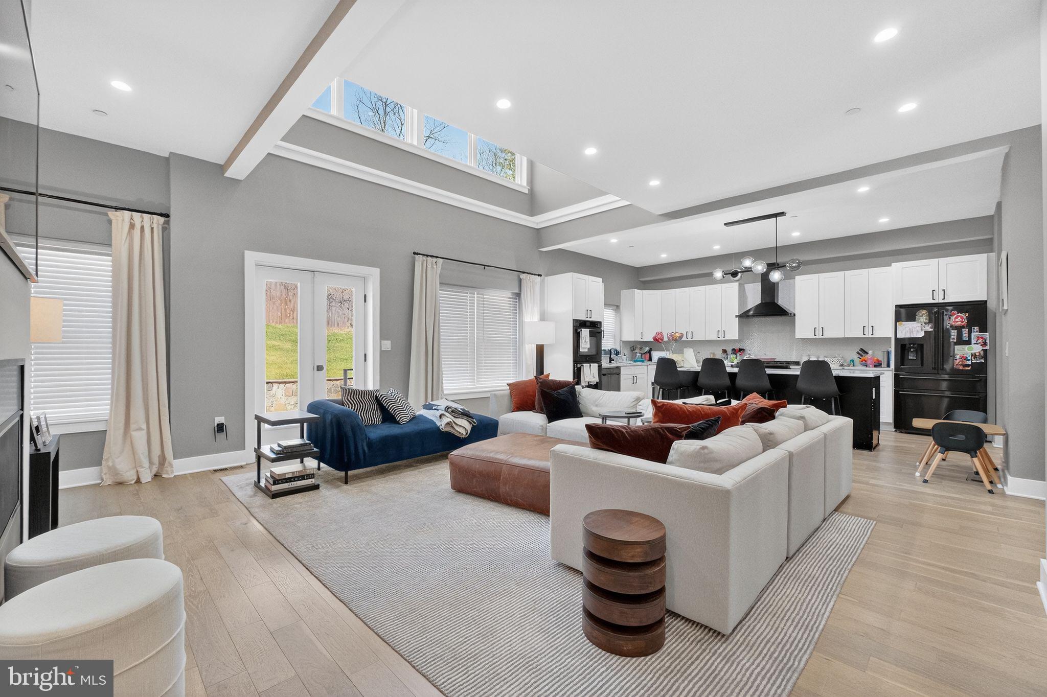PINEHURST VILLAGE - Residential