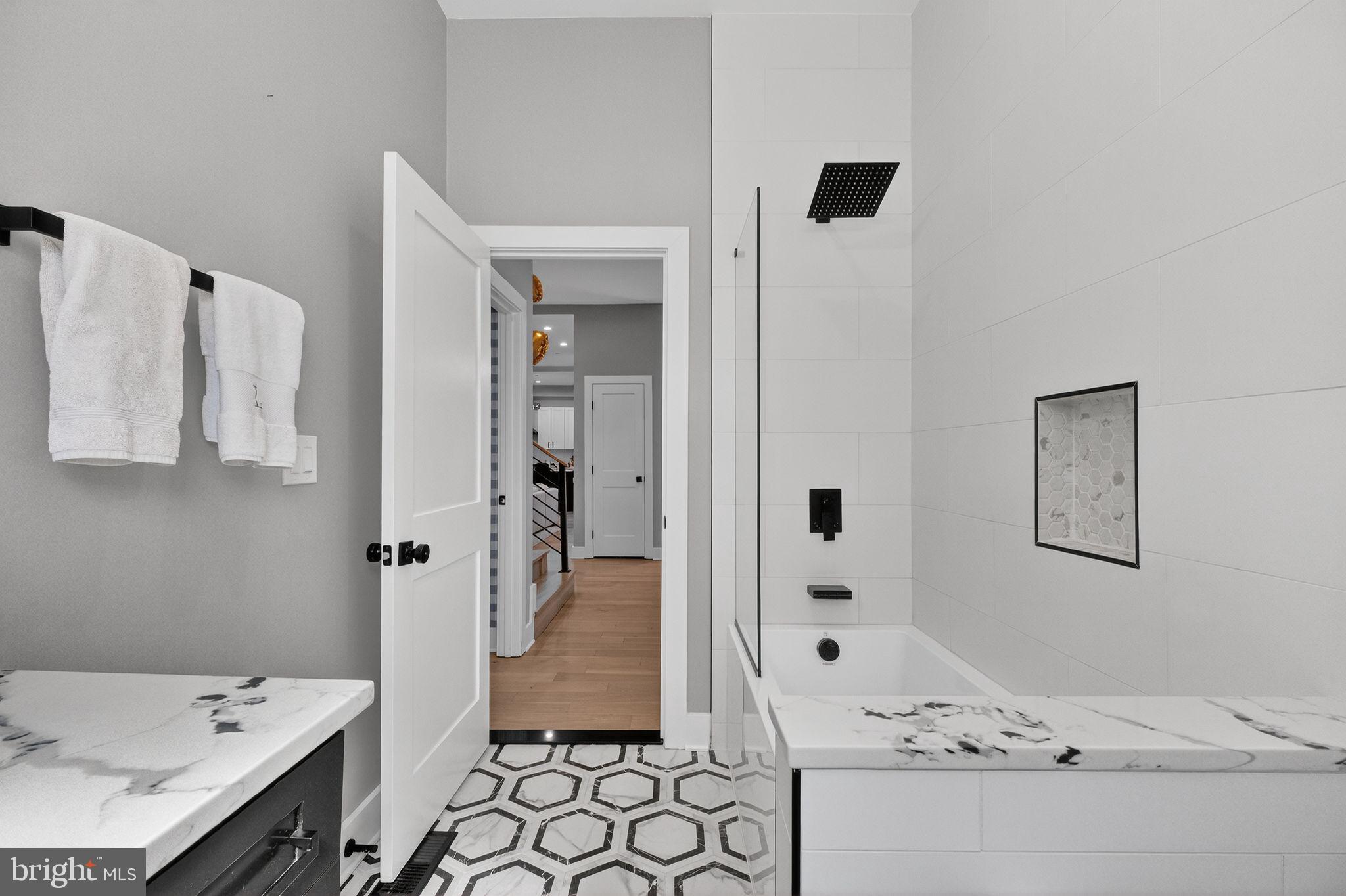PINEHURST VILLAGE - Residential