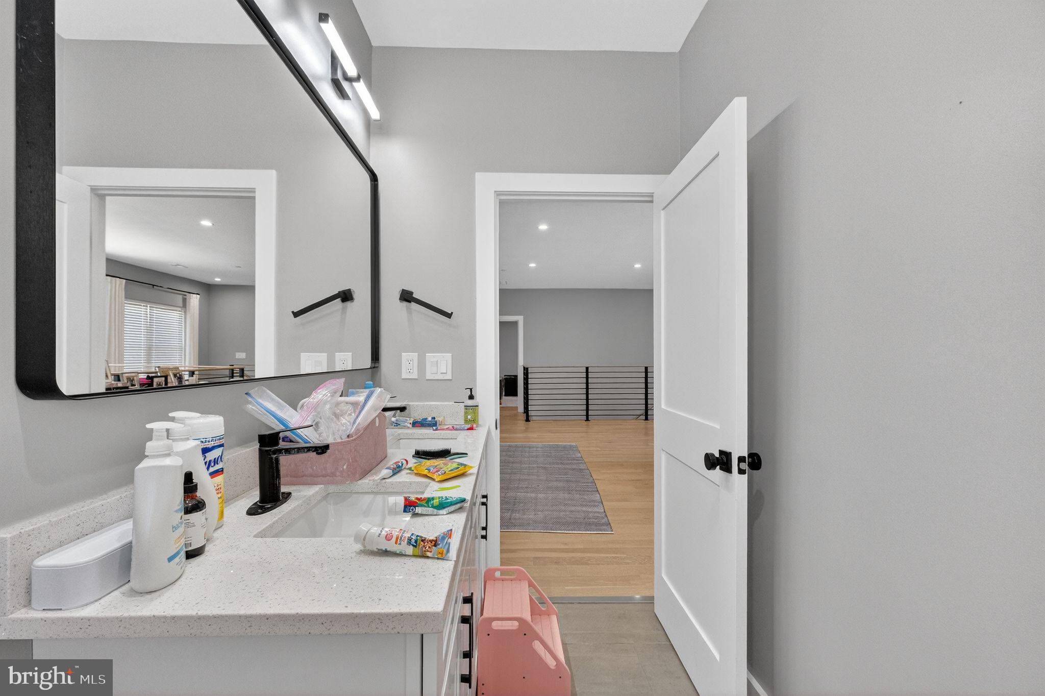 PINEHURST VILLAGE - Residential