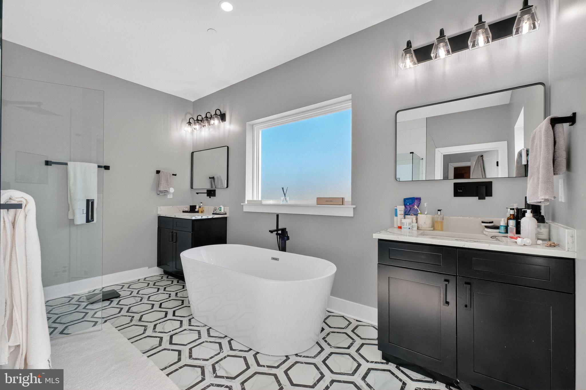 PINEHURST VILLAGE - Residential