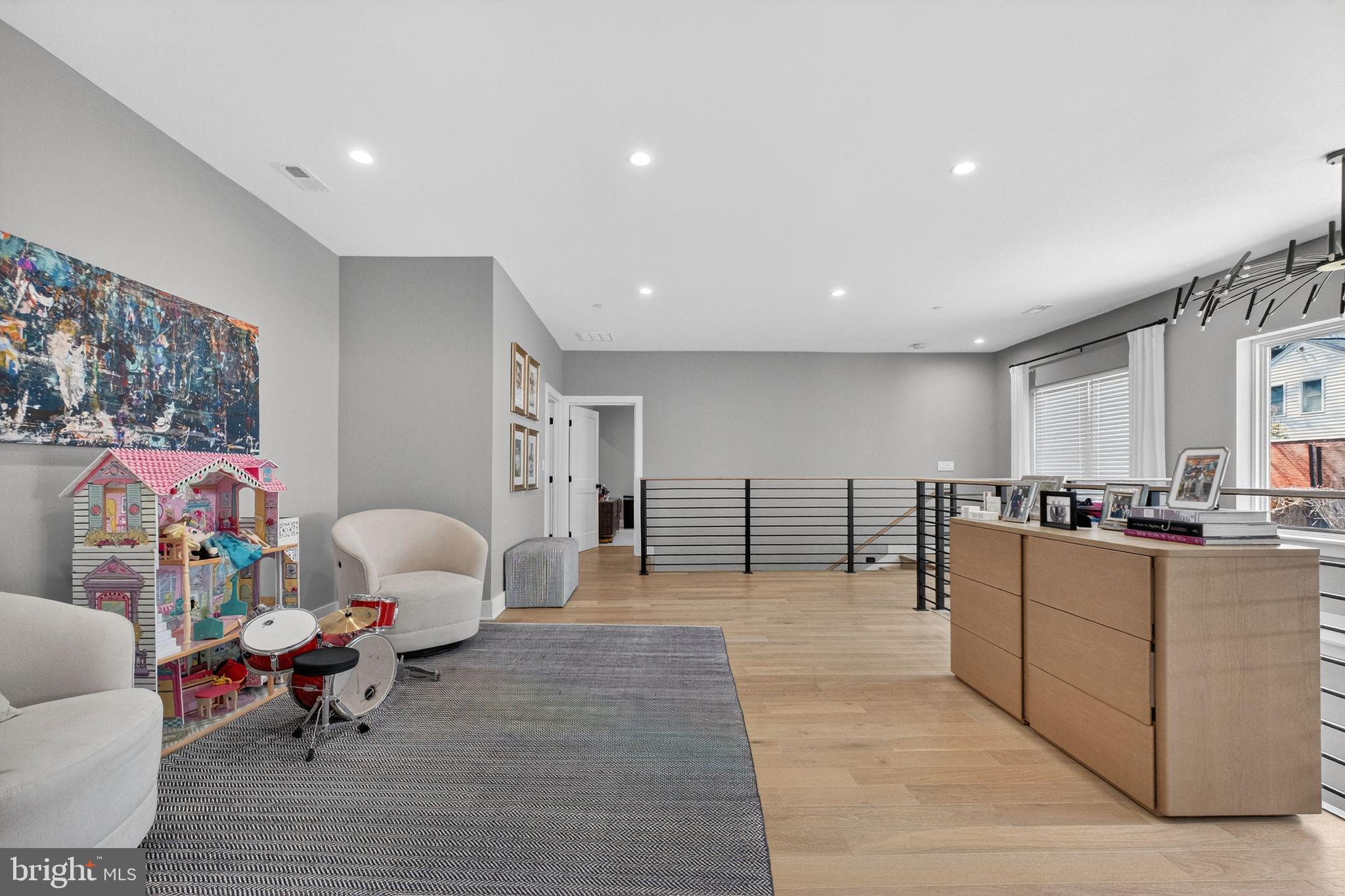 PINEHURST VILLAGE - Residential
