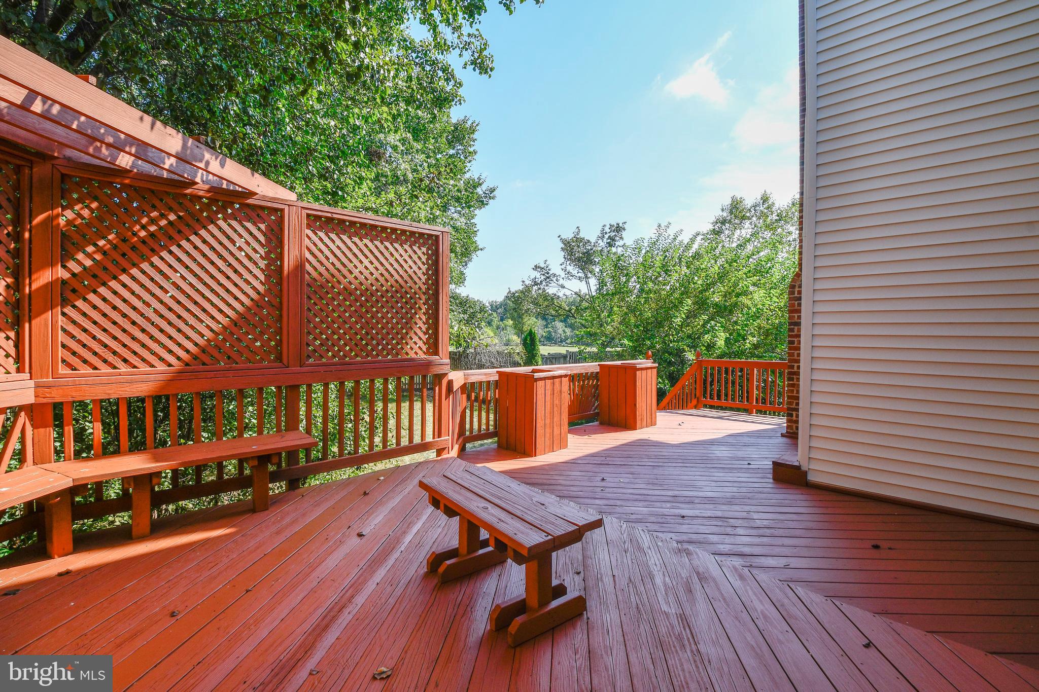 SHEFFIELD MANOR - Residential Lease