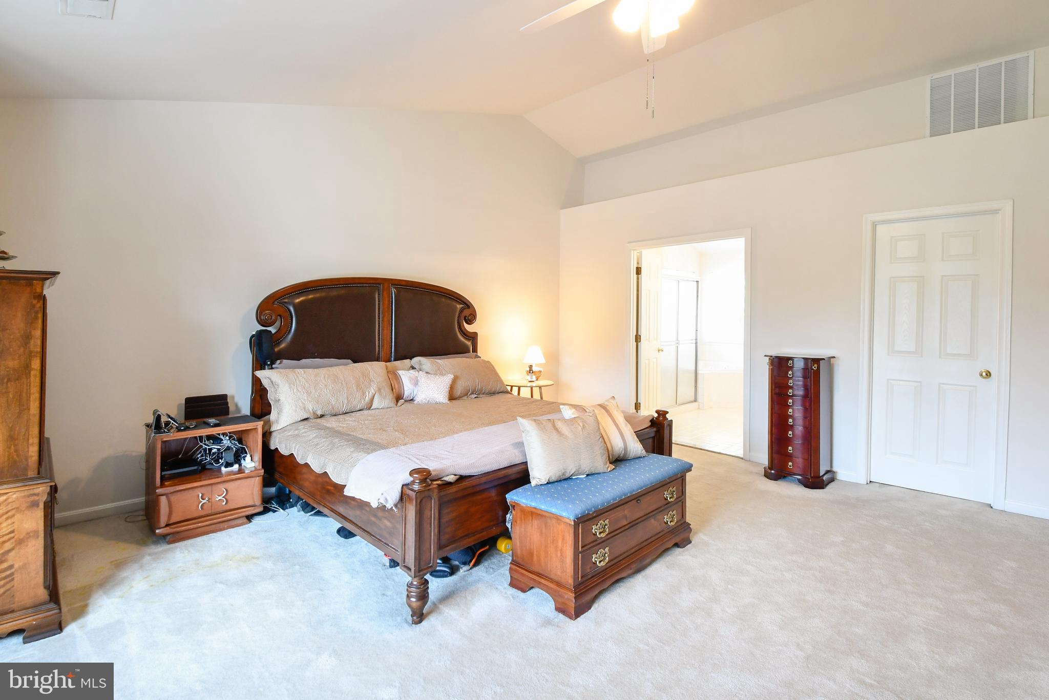 SHEFFIELD MANOR - Residential Lease