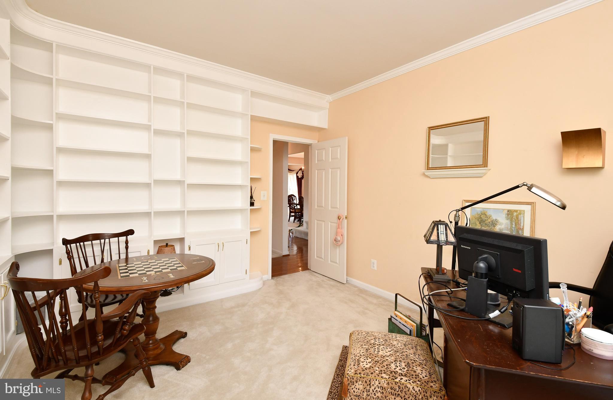 SHEFFIELD MANOR - Residential Lease