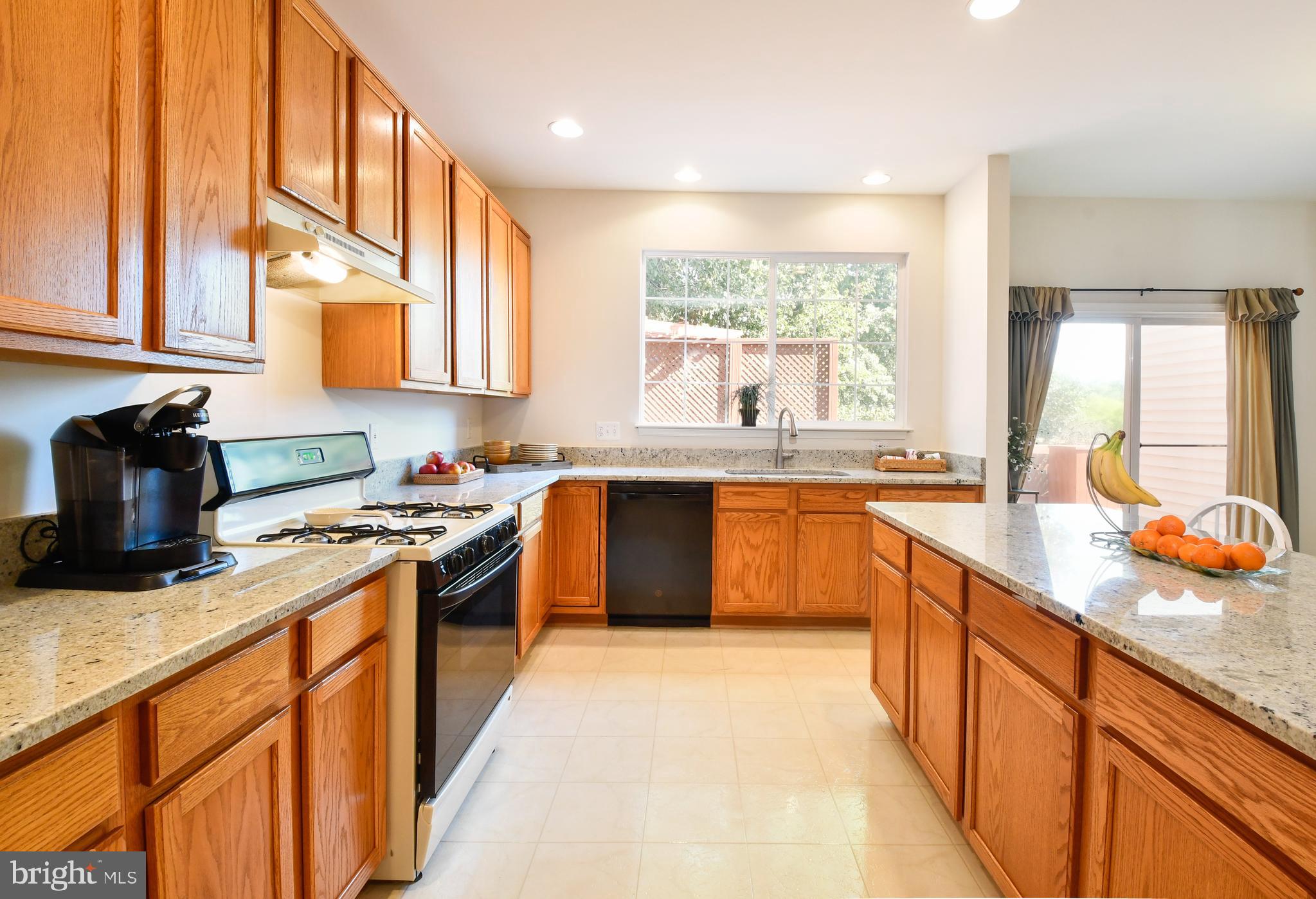 SHEFFIELD MANOR - Residential Lease