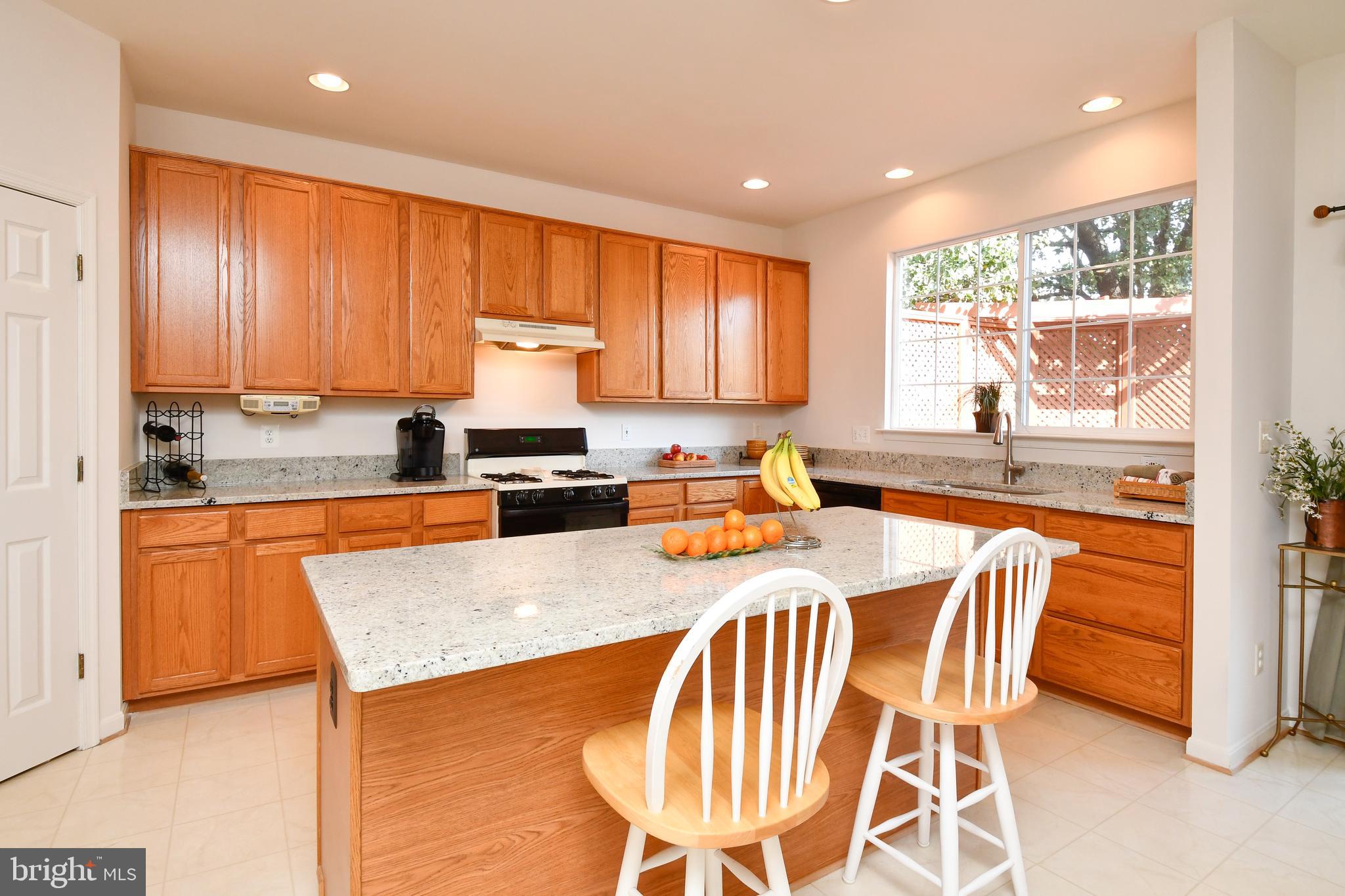 SHEFFIELD MANOR - Residential Lease