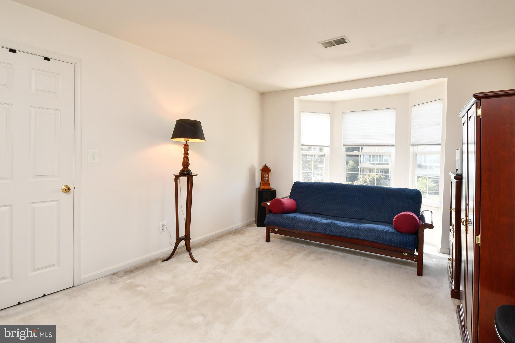 SHEFFIELD MANOR - Residential Lease